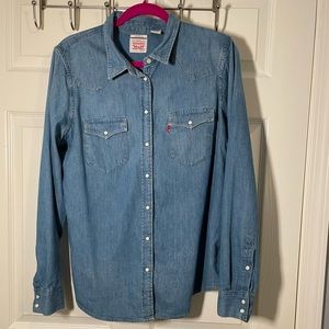 Levi’s Essential Western Denim Jean Shirt Size X Large
